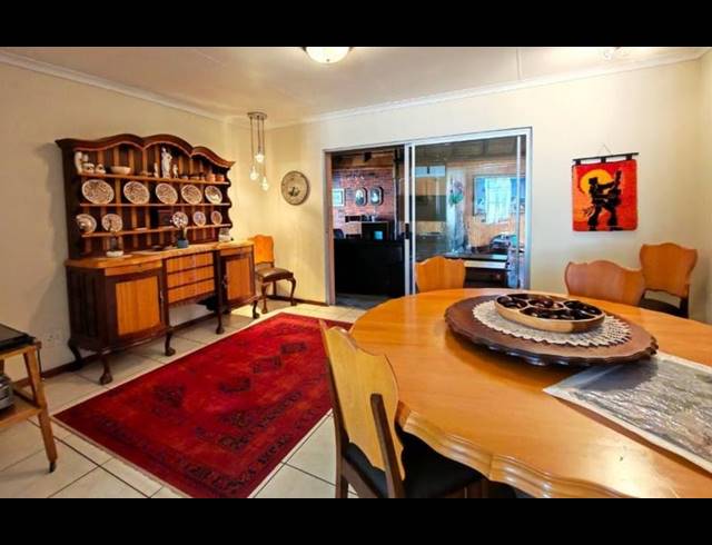 4 BEDROOM HOUSE FOR SALE IN PELLISSIER